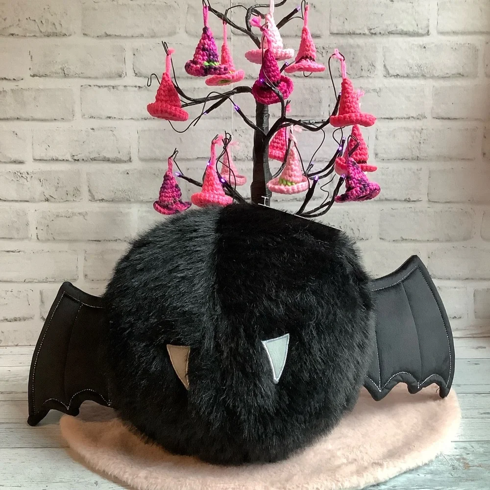 CR CURIOUS BY CYNTHIA ROWLEY 10x10 Bat Furball Halloween Pillow